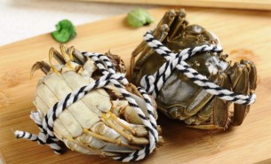 吃大閘蟹的季節(jié)，用大閘蟹重量分揀機取更高收益