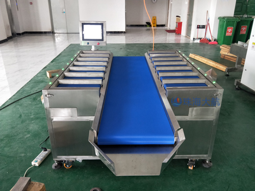 水果定量配重機(jī) 水果定量配重機(jī)