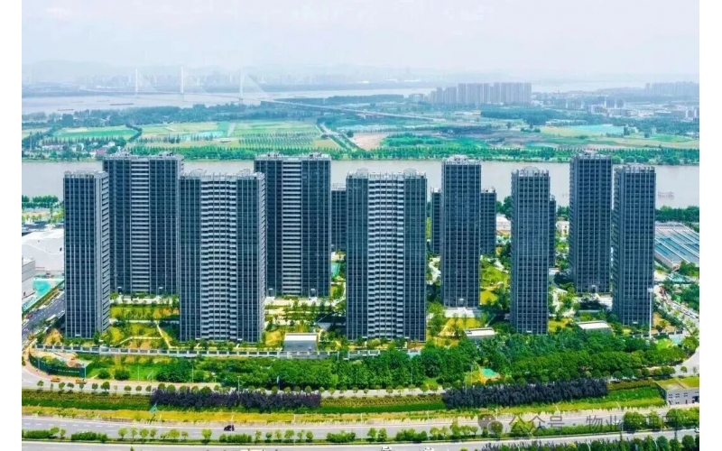物業(yè)公司為什么愿意帶巨資進(jìn)小區(qū)？