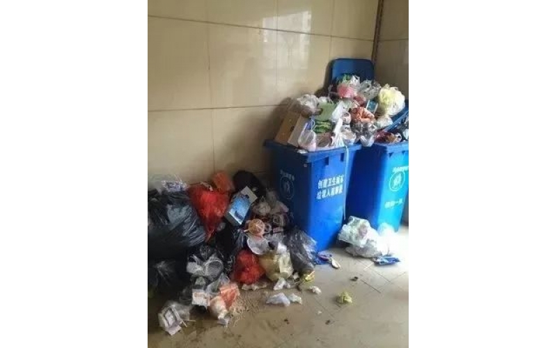 小區業主廢棄物該由誰清理，費用誰出？