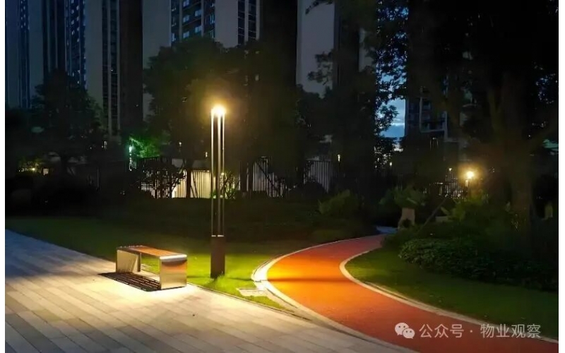 欠費(fèi)業(yè)主群里鬧，物業(yè)該不該取消微信群？